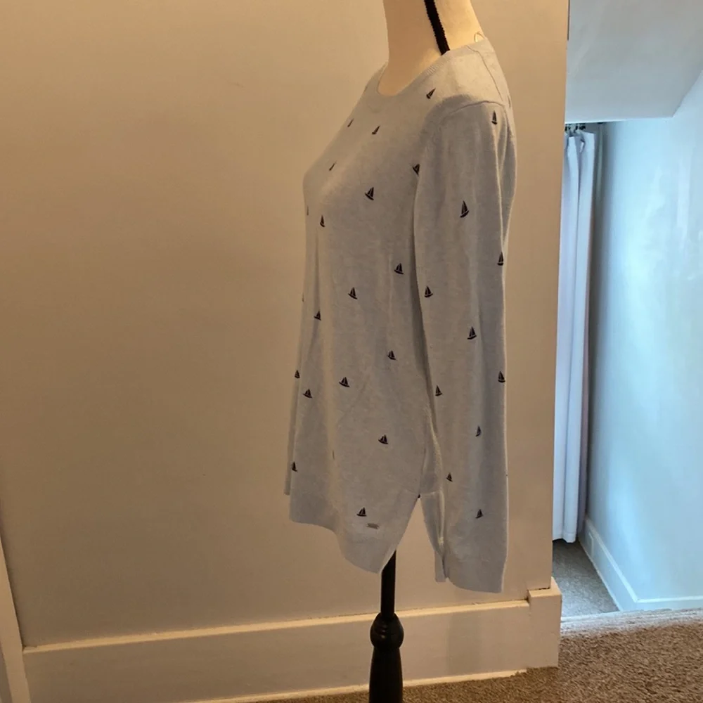 Tommy Hilfiger lightweight sweater - Picture 3 of 5